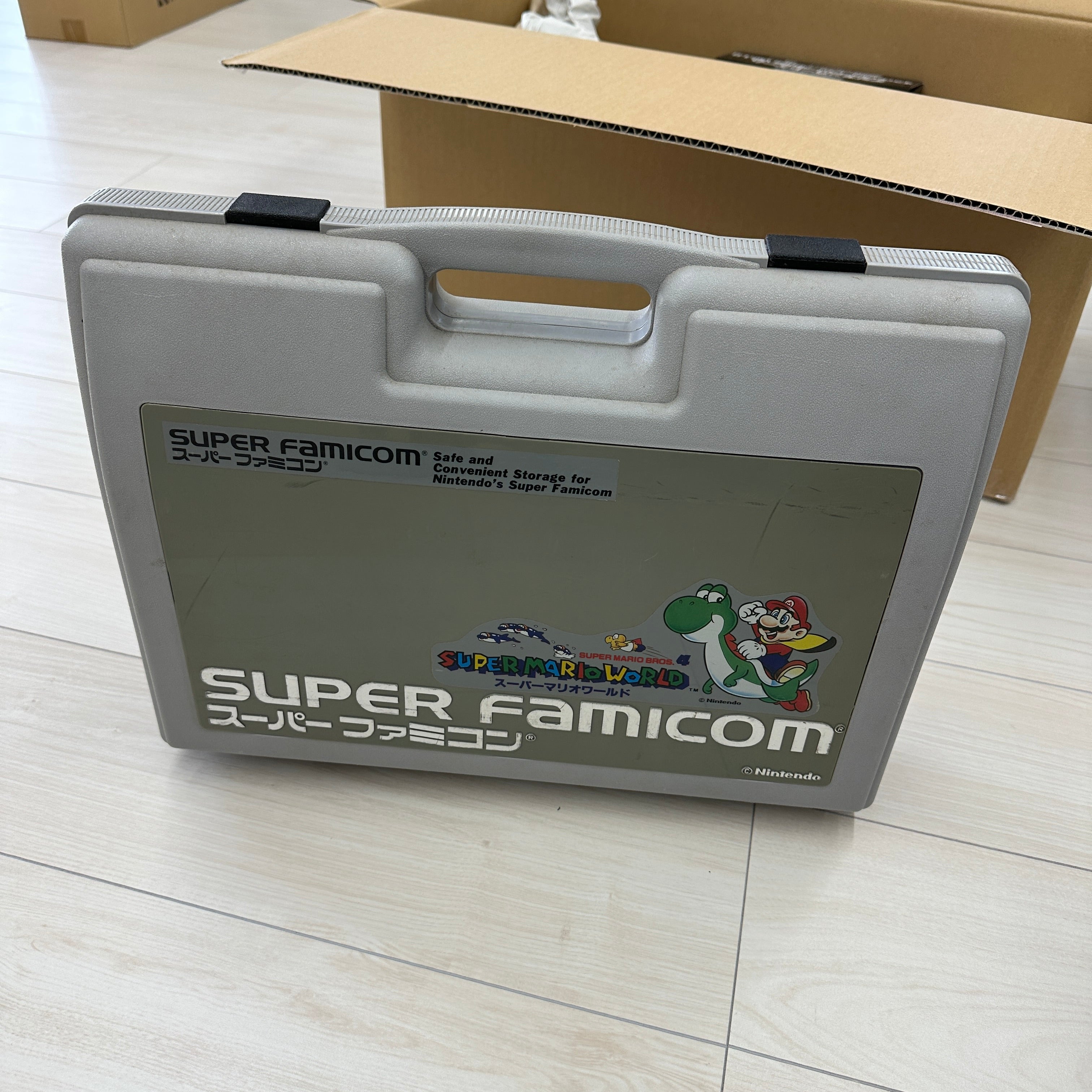 Nintendo SUPER FAMICON case SUPER MARIO WORLD
